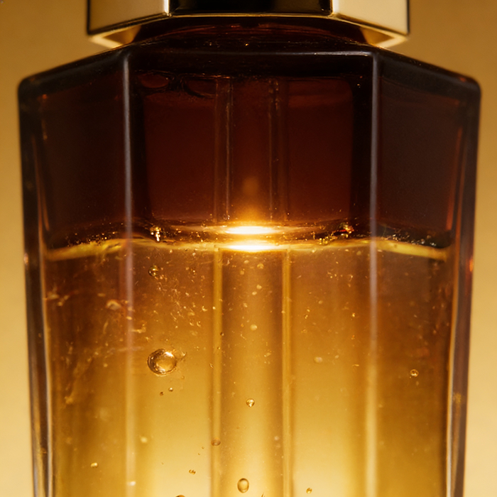 Golden Liquid & Sparkles (interior focus)