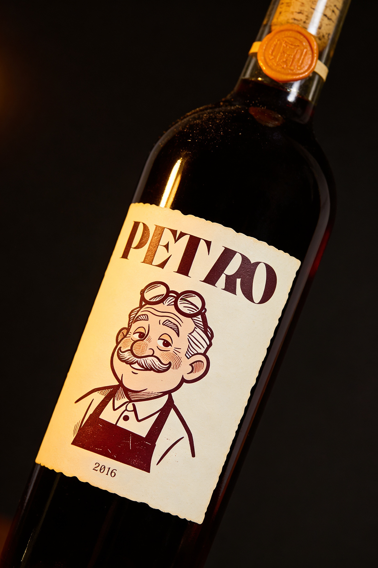 Wine bottle — full